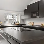 Homerentals L 120sqm Mid-central - King Beds - 500mbps Wi-fi Daire *
