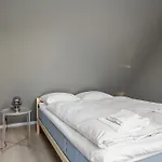 Homerentals L 120sqm Mid-central - King Beds - 500mbps Wi-fi Bergen